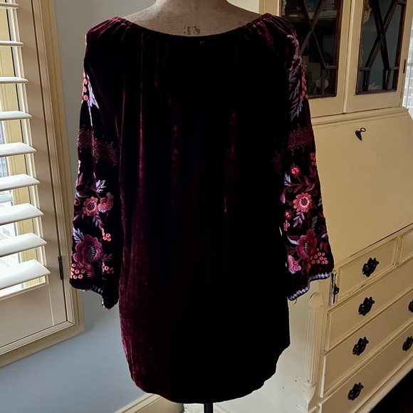Johnny Was Marcella Burgundy Silk Velvet 3/4 Sleeve Peasant Style Top, S - Picture 2 of 12